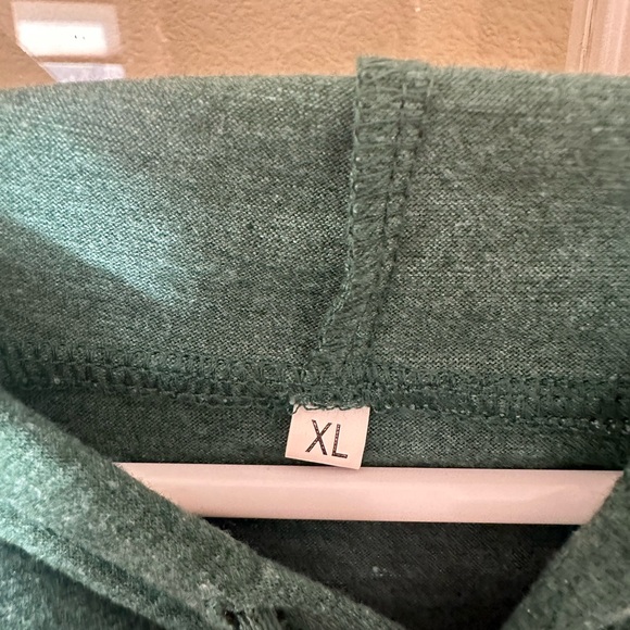 Short Sleeve Hoodie - Picture 4 of 4